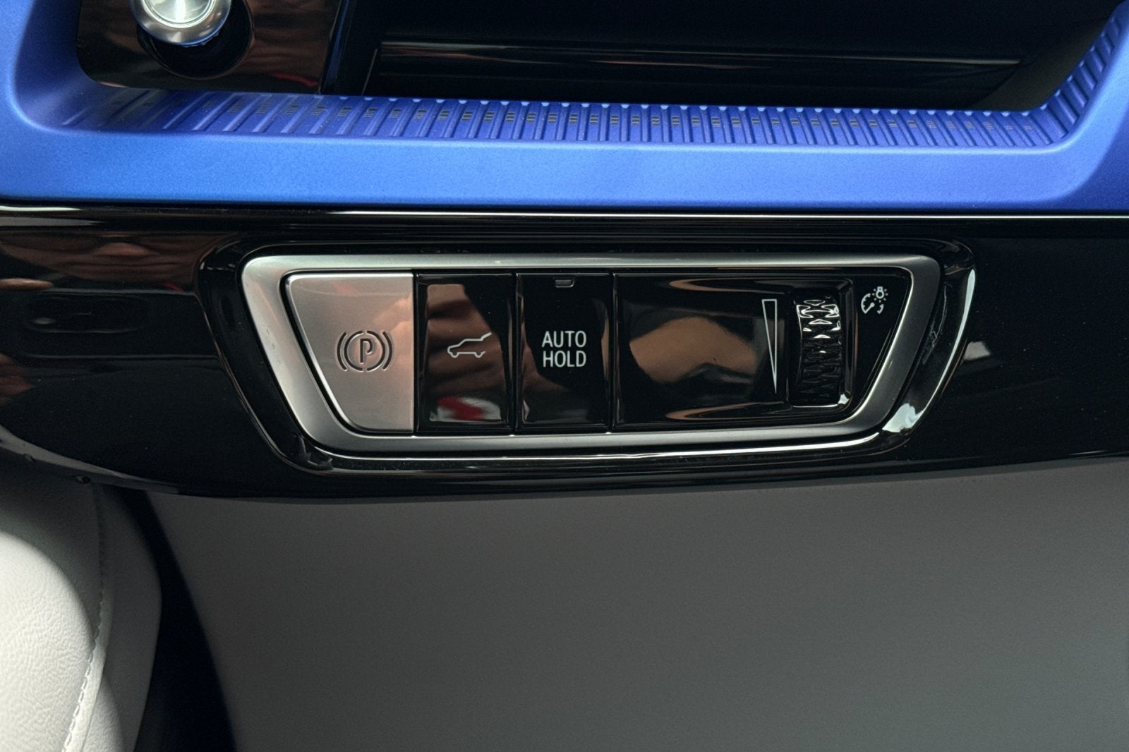 2025 Cadillac OPTIQ Luxury