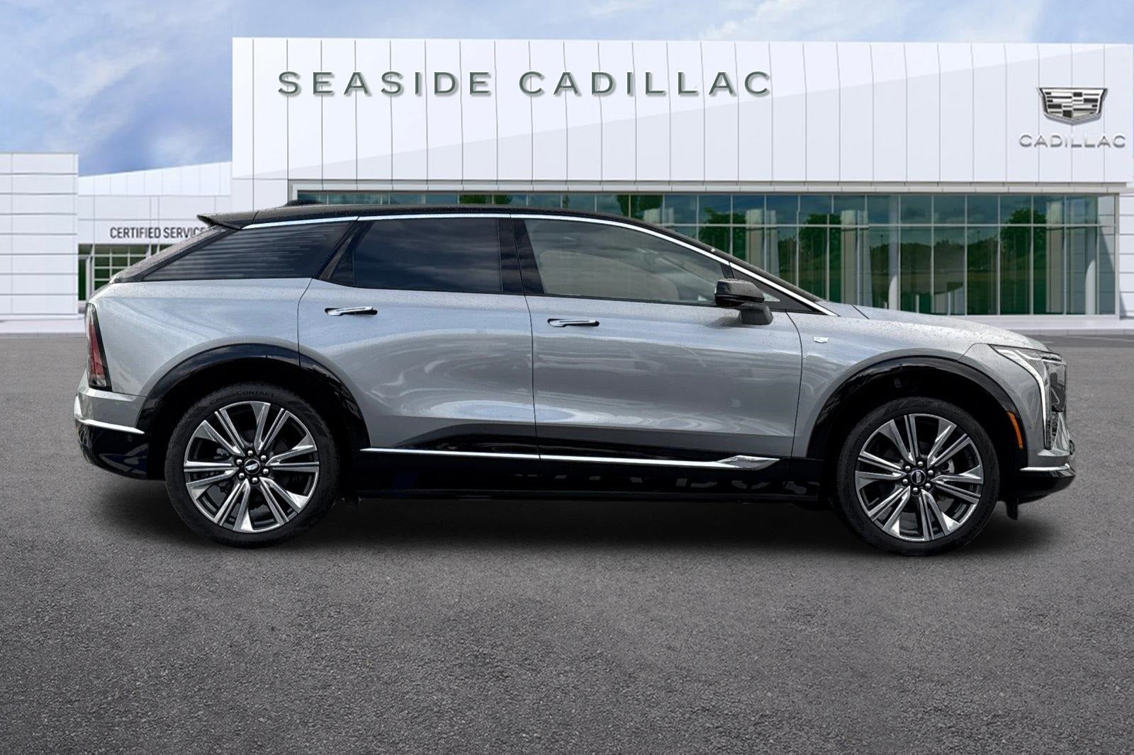 2025 Cadillac OPTIQ Luxury