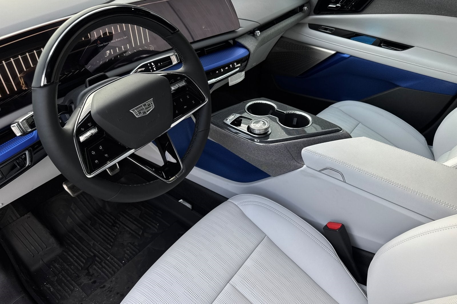 2025 Cadillac OPTIQ Luxury