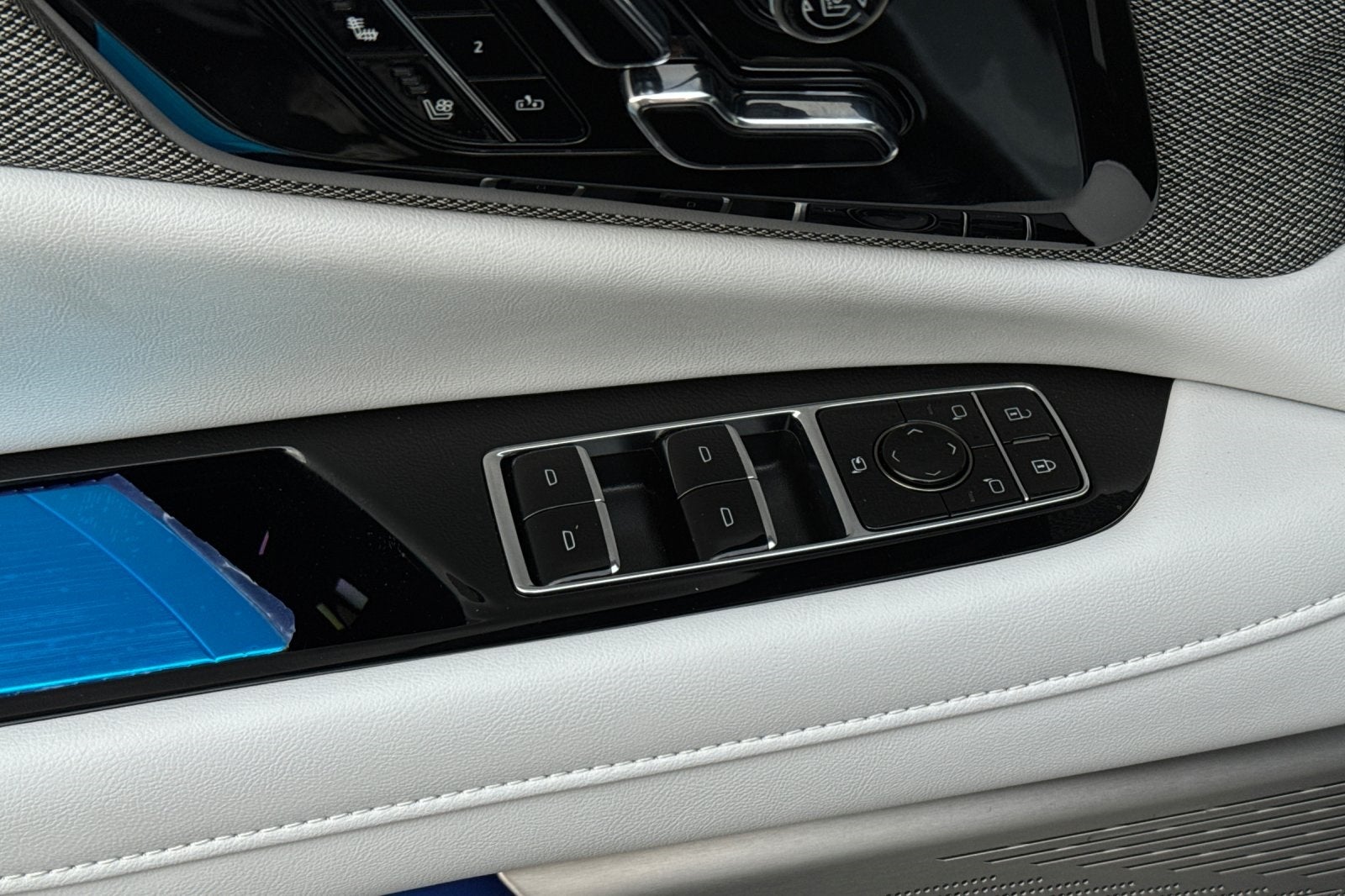 2025 Cadillac OPTIQ Luxury