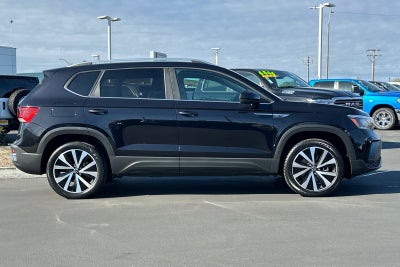 2023 Volkswagen Taos 1.5T SE