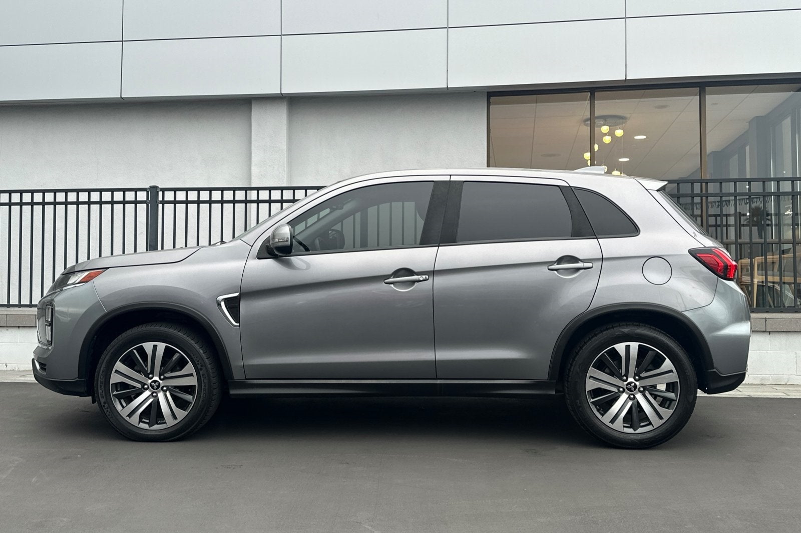 2020 Mitsubishi Outlander Sport SE 2.0