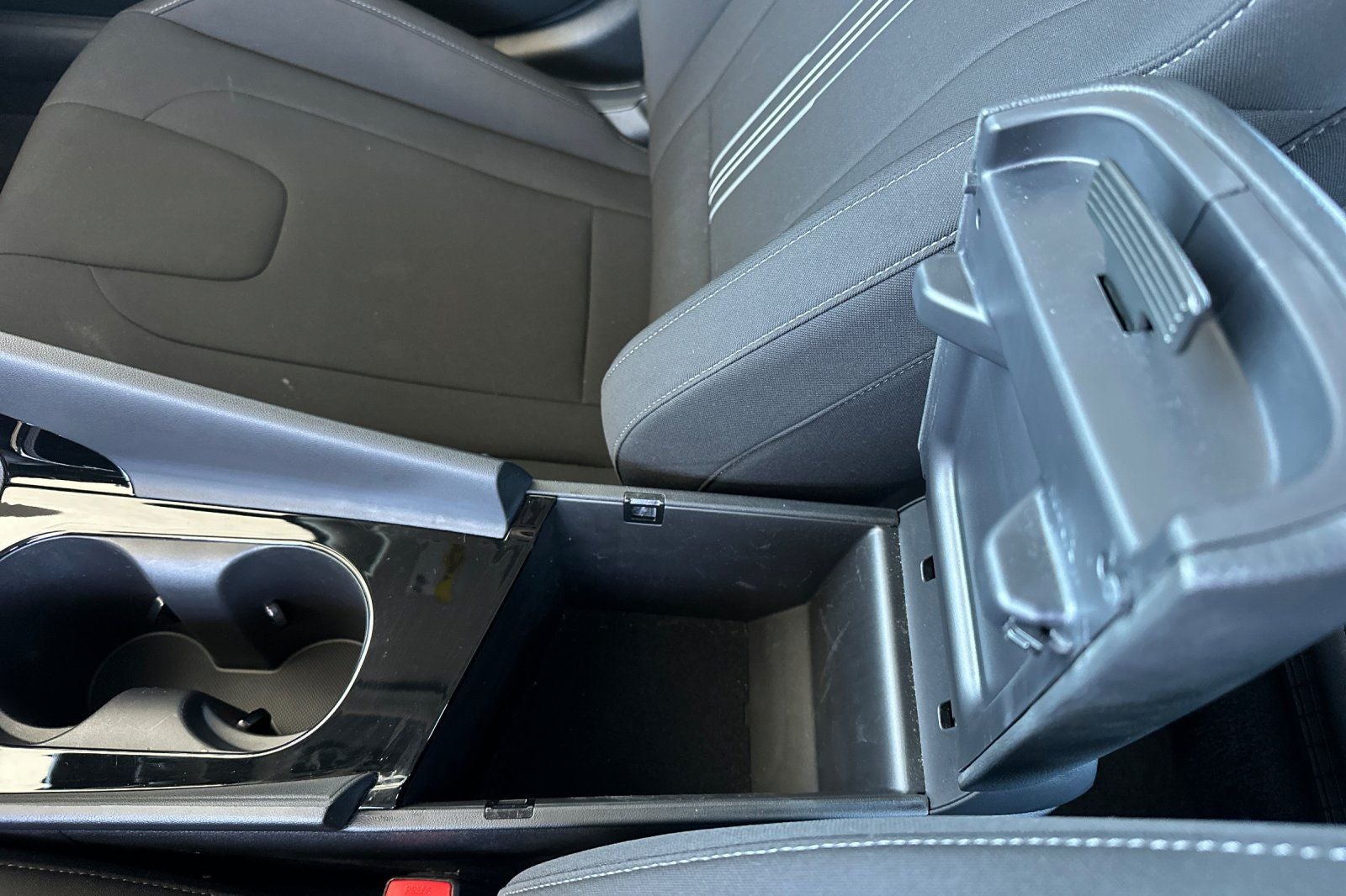 2024 Hyundai Elantra Hybrid Blue