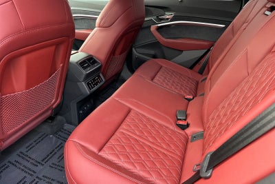 2024 Audi SQ8 e-tron Prestige quattro