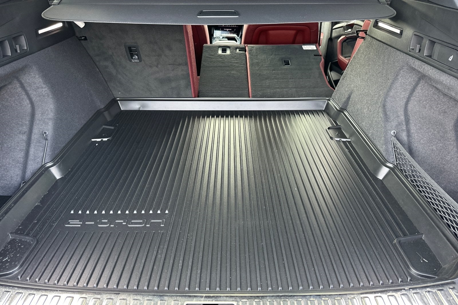 2024 Audi SQ8 e-tron Prestige quattro