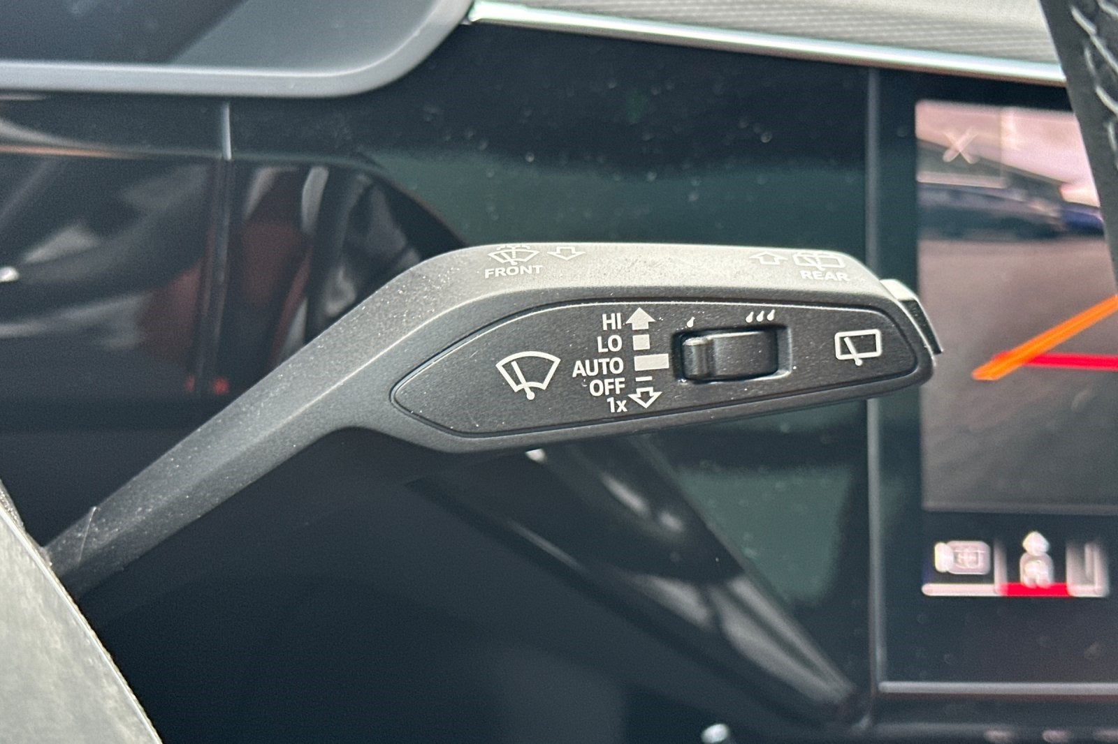 2024 Audi SQ8 e-tron Prestige quattro