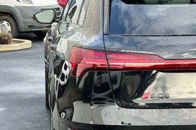 2024 Audi SQ8 e-tron Prestige quattro