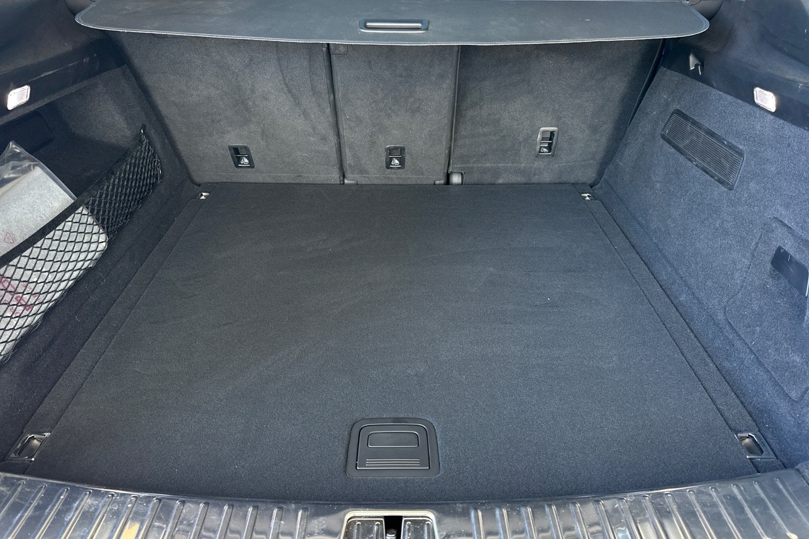 2023 Porsche Cayenne S Platinum Edition