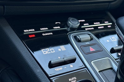 2023 Porsche Cayenne S Platinum Edition