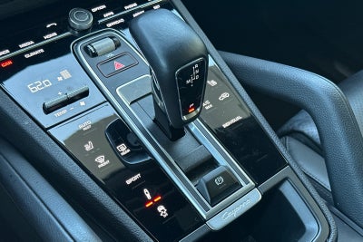 2023 Porsche Cayenne S Platinum Edition
