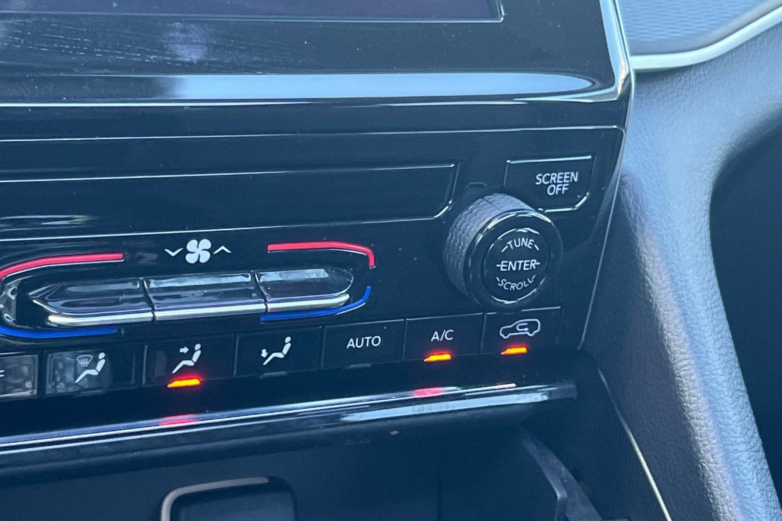 2024 Jeep Grand Cherokee Laredo X