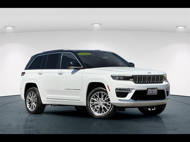 2023 Jeep Grand Cherokee Summit