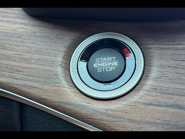 2023 Jeep Grand Cherokee Summit