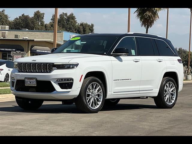 2023 Jeep Grand Cherokee Summit