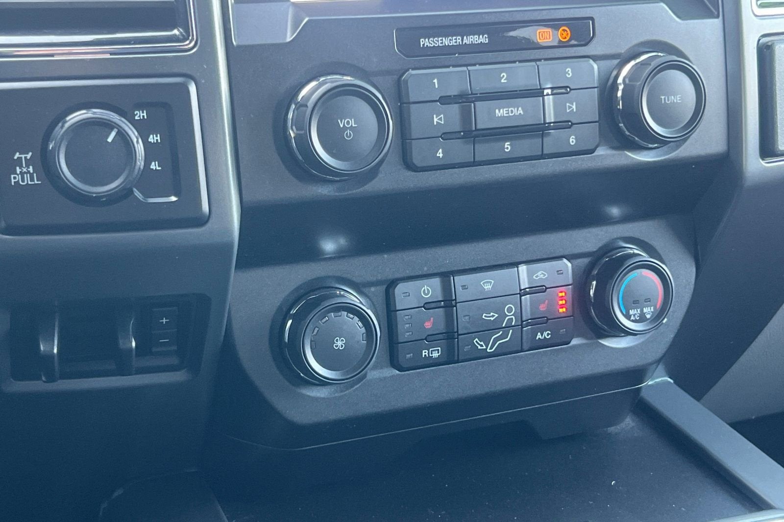 2020 Ford Super Duty F-250 SRW XL