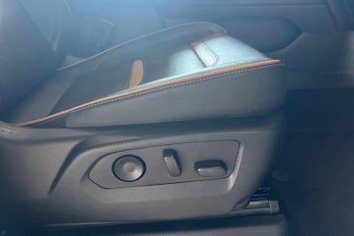 2022 GMC Yukon AT4