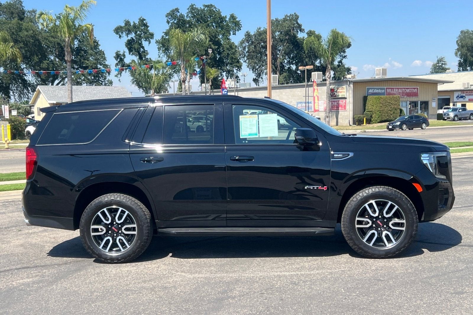 2022 GMC Yukon AT4