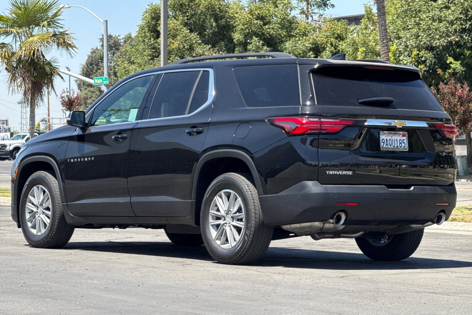 2022 Chevrolet Traverse LT Cloth