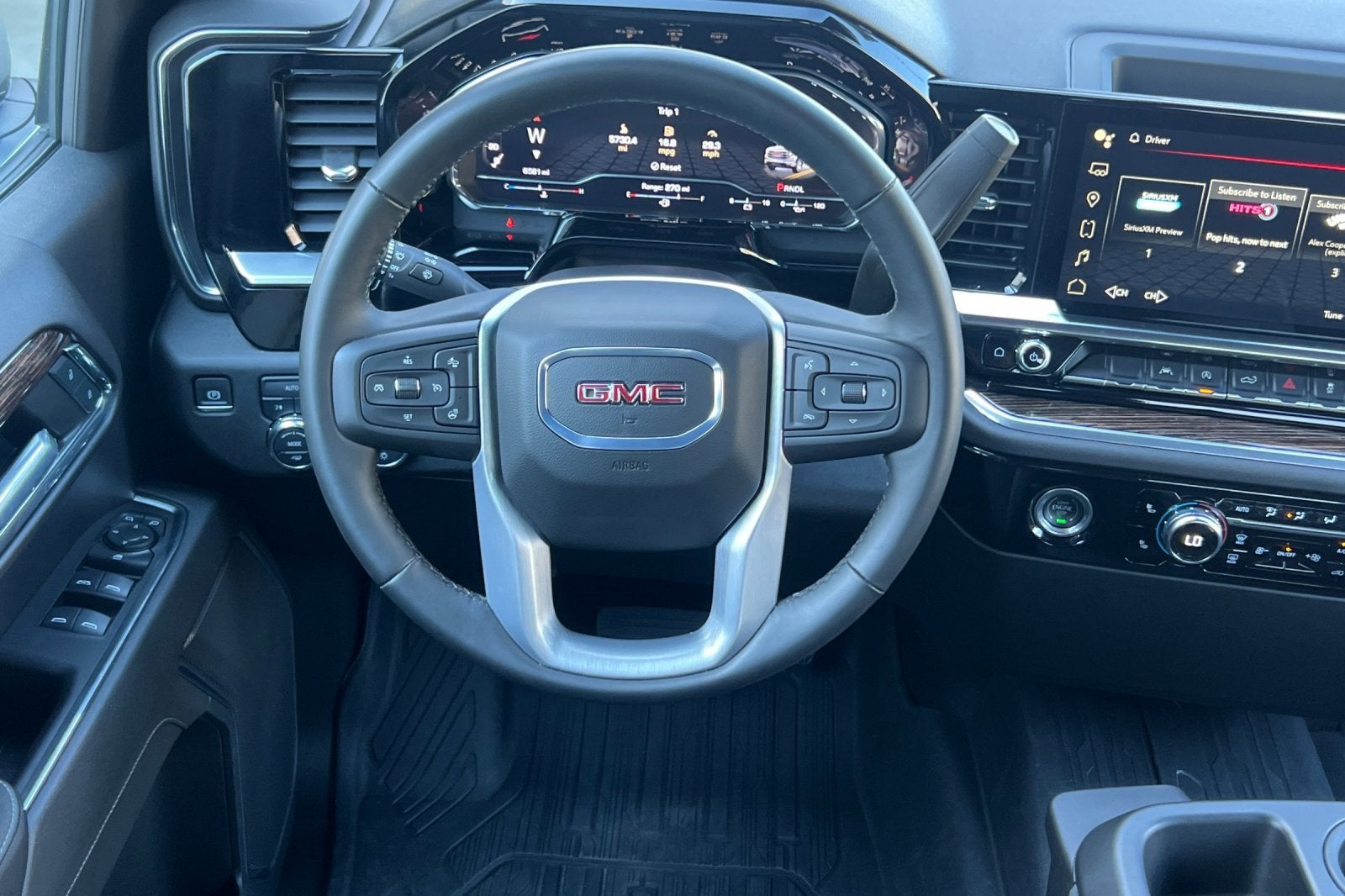 2024 GMC Sierra 1500 SLE