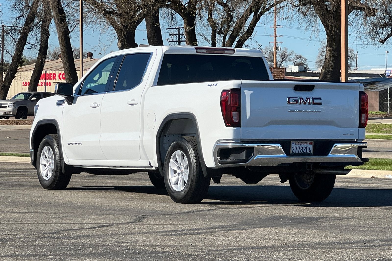 2024 GMC Sierra 1500 SLE