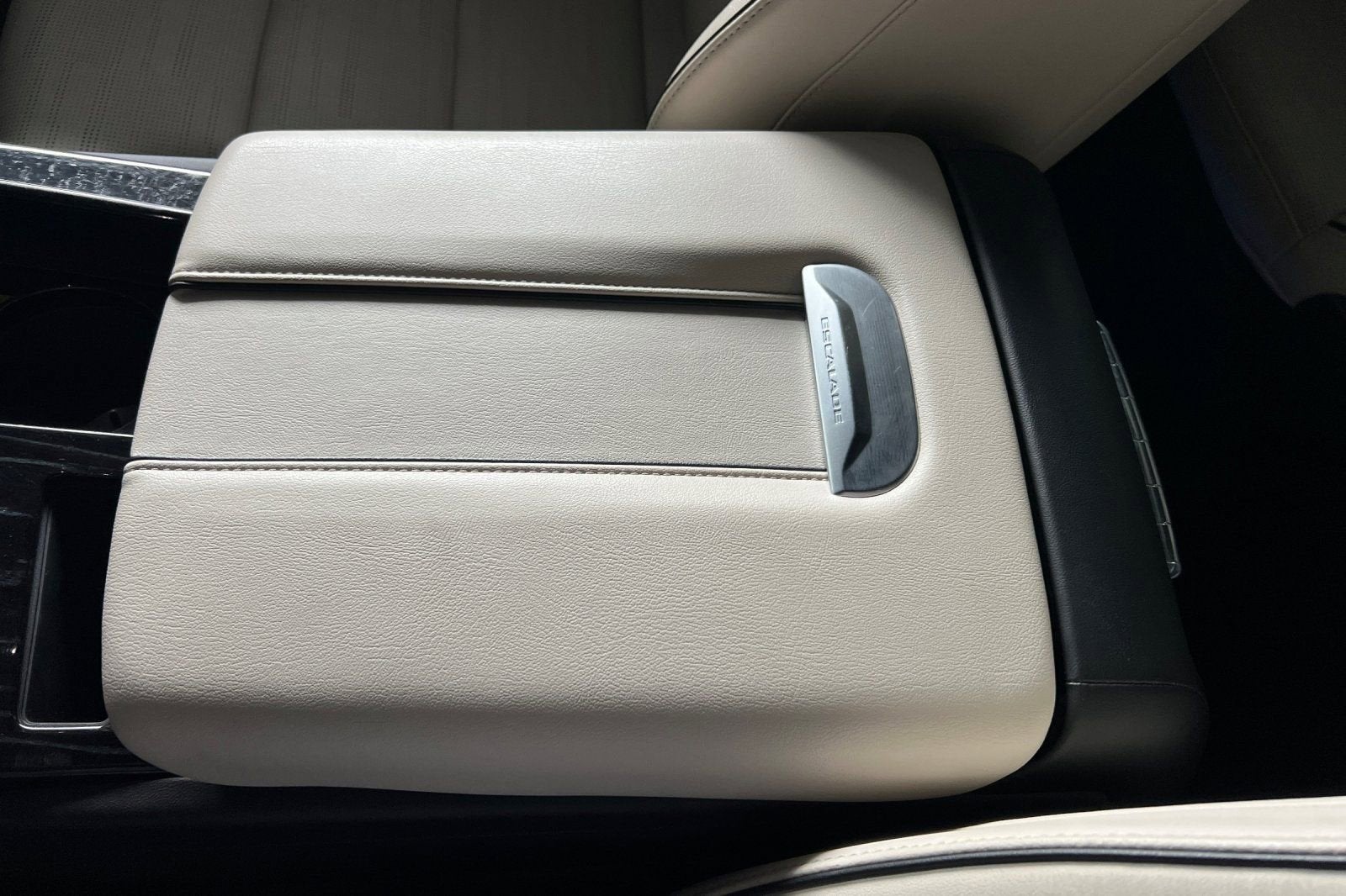 2023 Cadillac Escalade ESV Sport