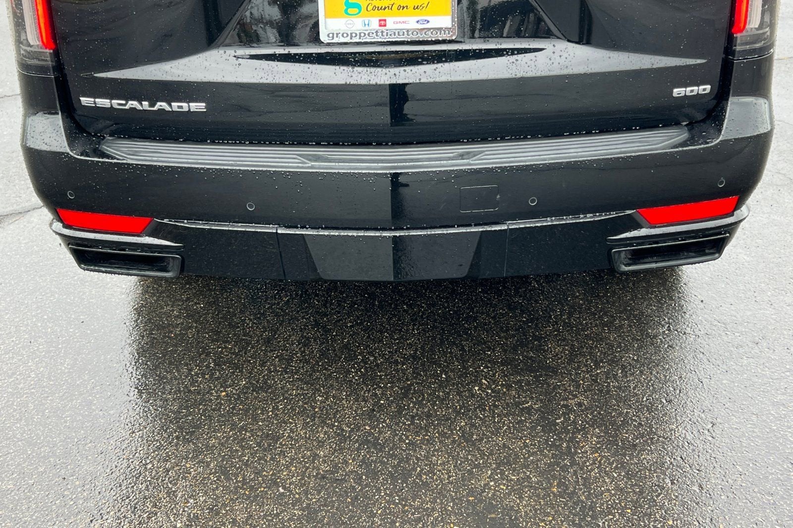 2023 Cadillac Escalade ESV Sport