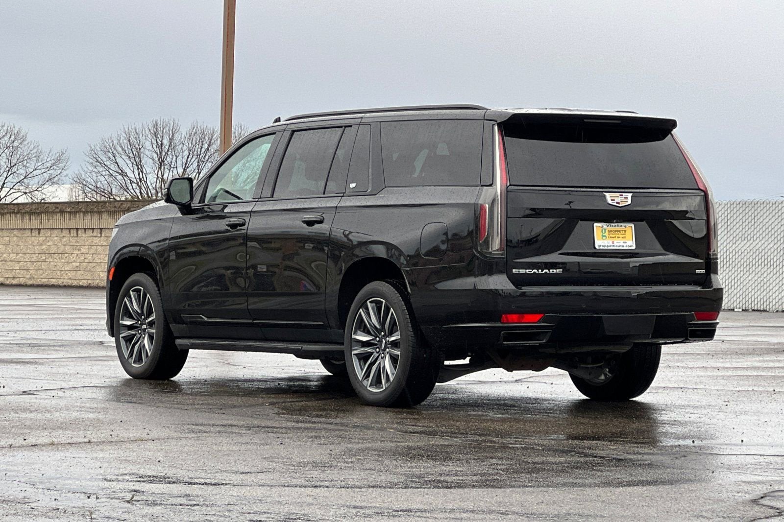 2023 Cadillac Escalade ESV Sport