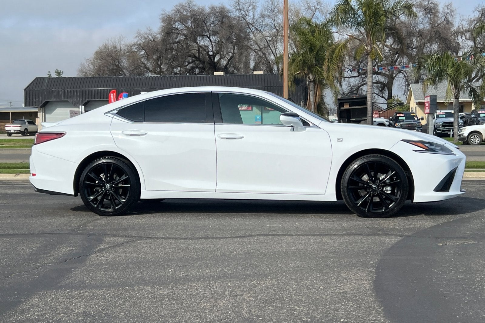 2023 Lexus ES ES 350 F SPORT Handling