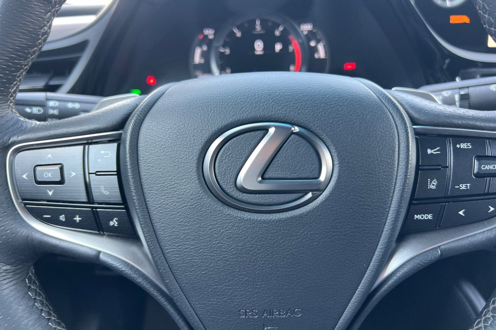2023 Lexus ES ES 350 F SPORT Handling
