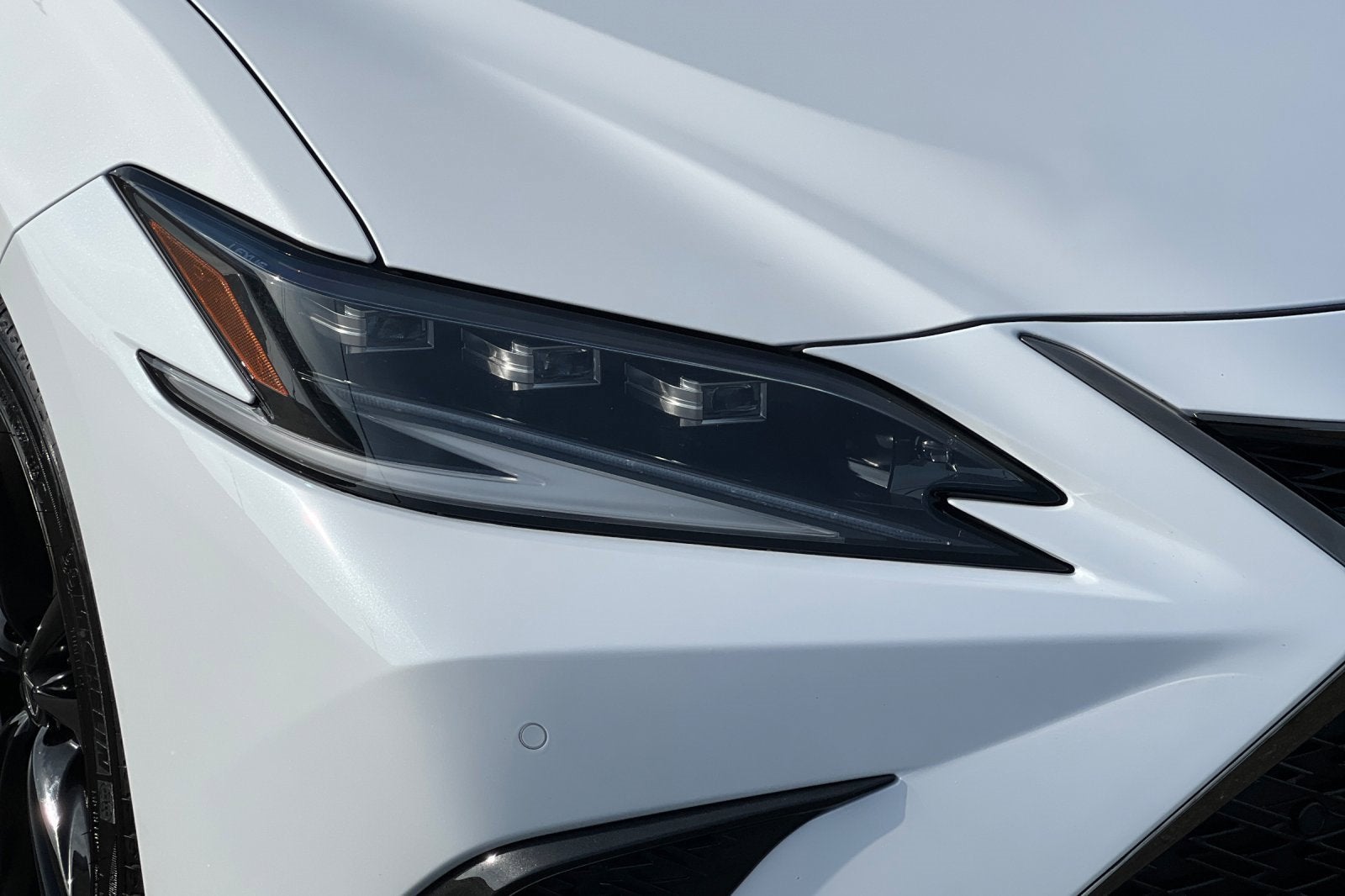 2023 Lexus ES ES 350 F SPORT Handling