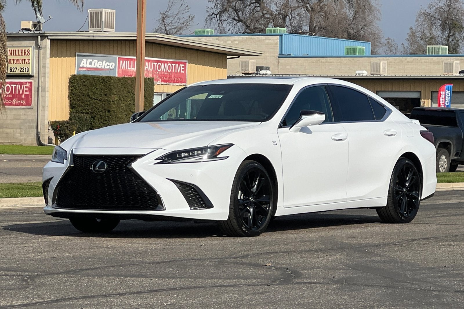 2023 Lexus ES ES 350 F SPORT Handling