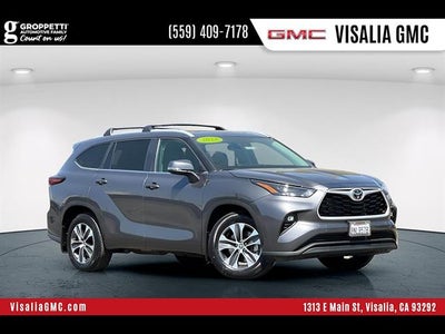2024 Toyota Highlander LE