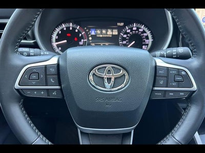2024 Toyota Highlander LE
