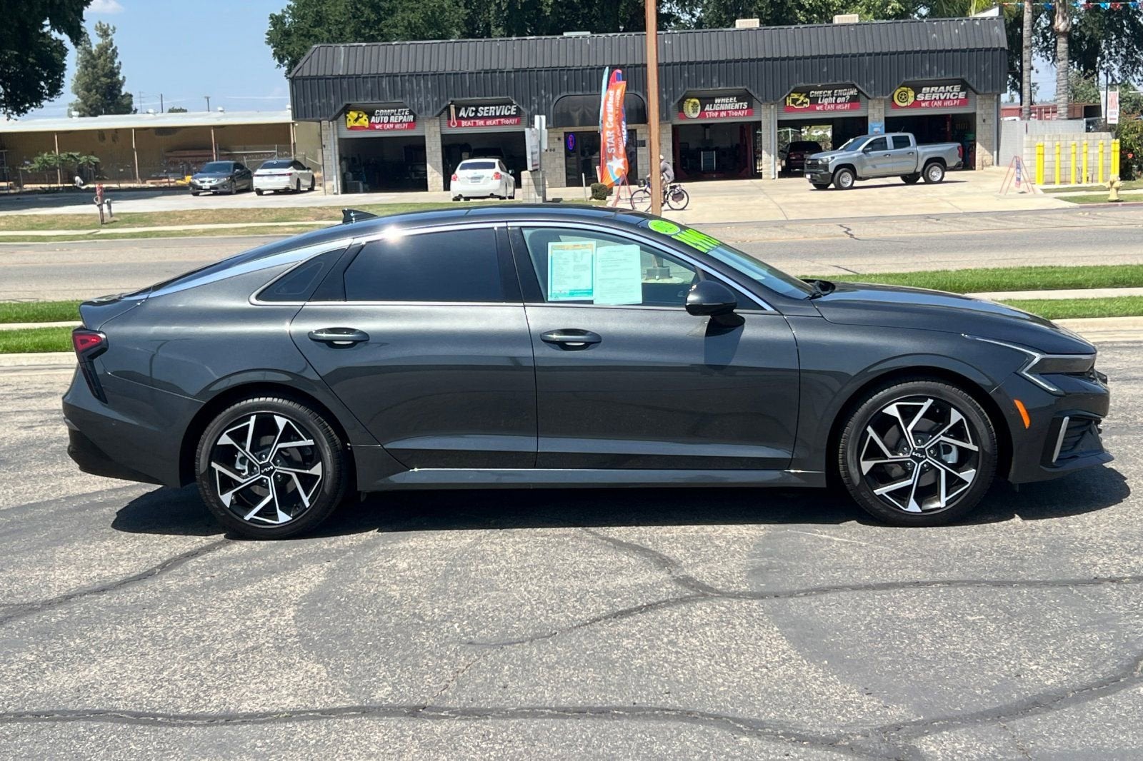 2025 Kia K5 EX