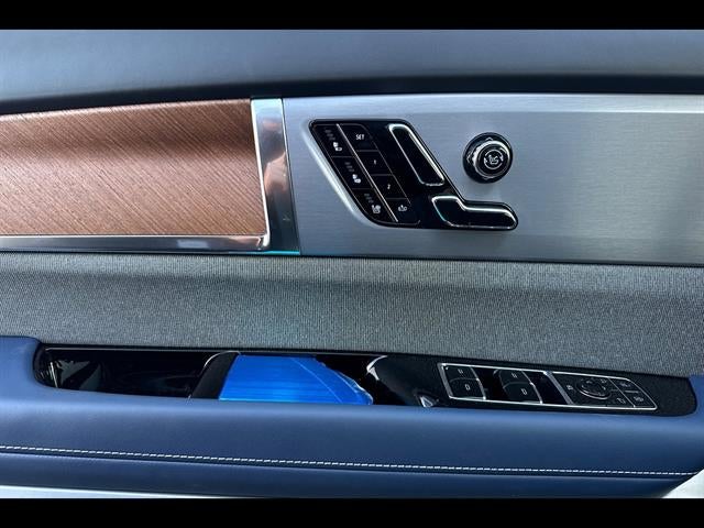 2026 Cadillac VISTIQ Premium Luxury