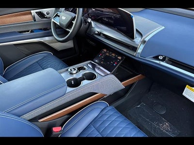 2026 Cadillac VISTIQ Premium Luxury