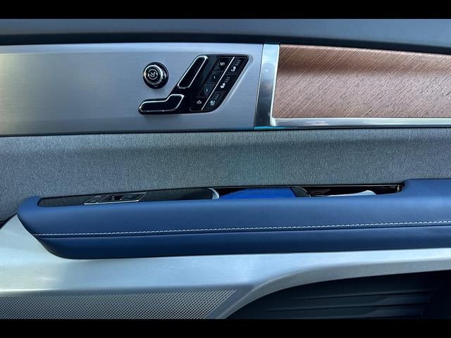 2026 Cadillac VISTIQ Premium Luxury