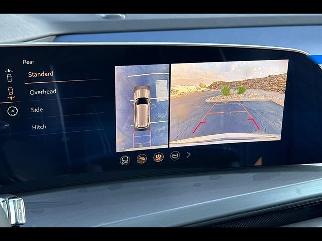 2026 Cadillac VISTIQ Premium Luxury