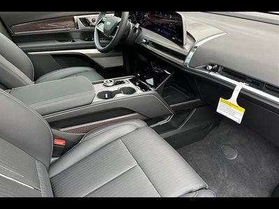2027 Cadillac VISTIQ Sport