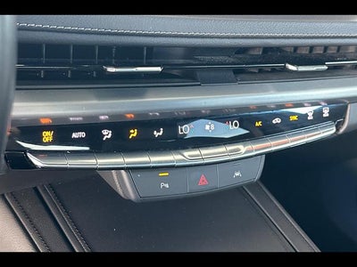 2025 Cadillac XT4 Premium Luxury