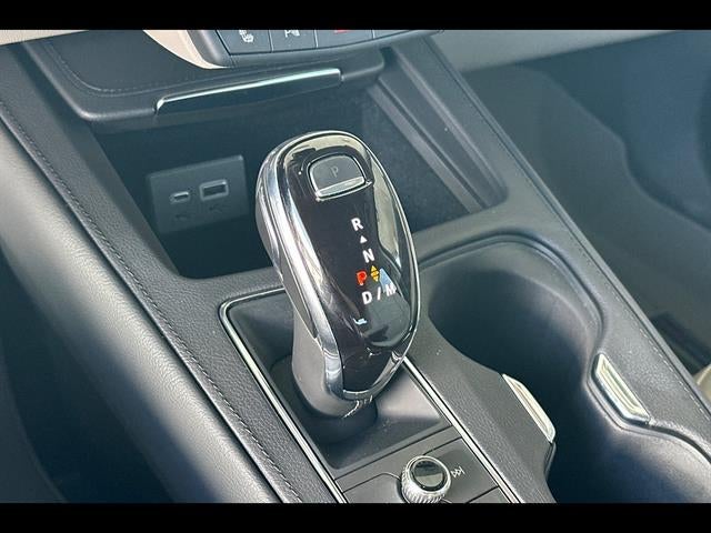 2023 Cadillac XT4 AWD Premium Luxury