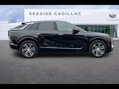 2025 Cadillac LYRIQ Luxury 1
