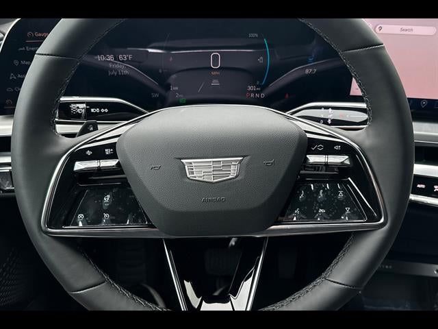 2025 Cadillac LYRIQ Luxury 1