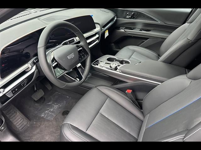 2025 Cadillac LYRIQ Luxury 1