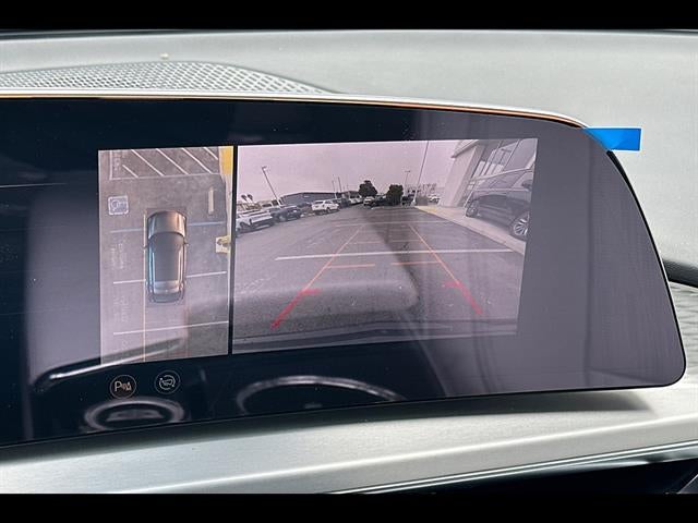 2025 Cadillac LYRIQ Sport 2