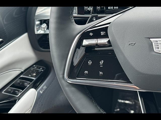 2025 Cadillac LYRIQ Sport 2