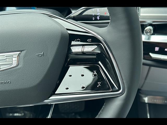 2025 Cadillac LYRIQ Sport 2