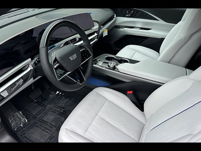 2025 Cadillac LYRIQ Sport 2