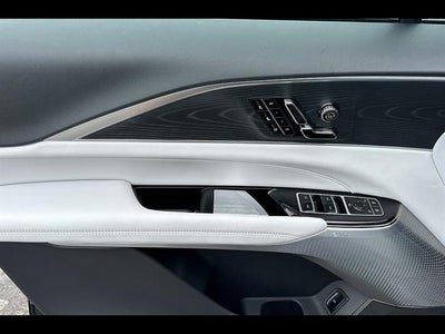 2025 Cadillac LYRIQ Sport 2
