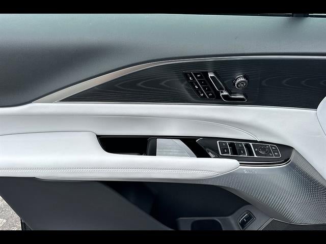 2025 Cadillac LYRIQ Sport 2